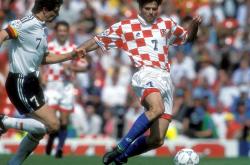 lol季中赛-克罗地亚将在重要比赛中迎战波兰