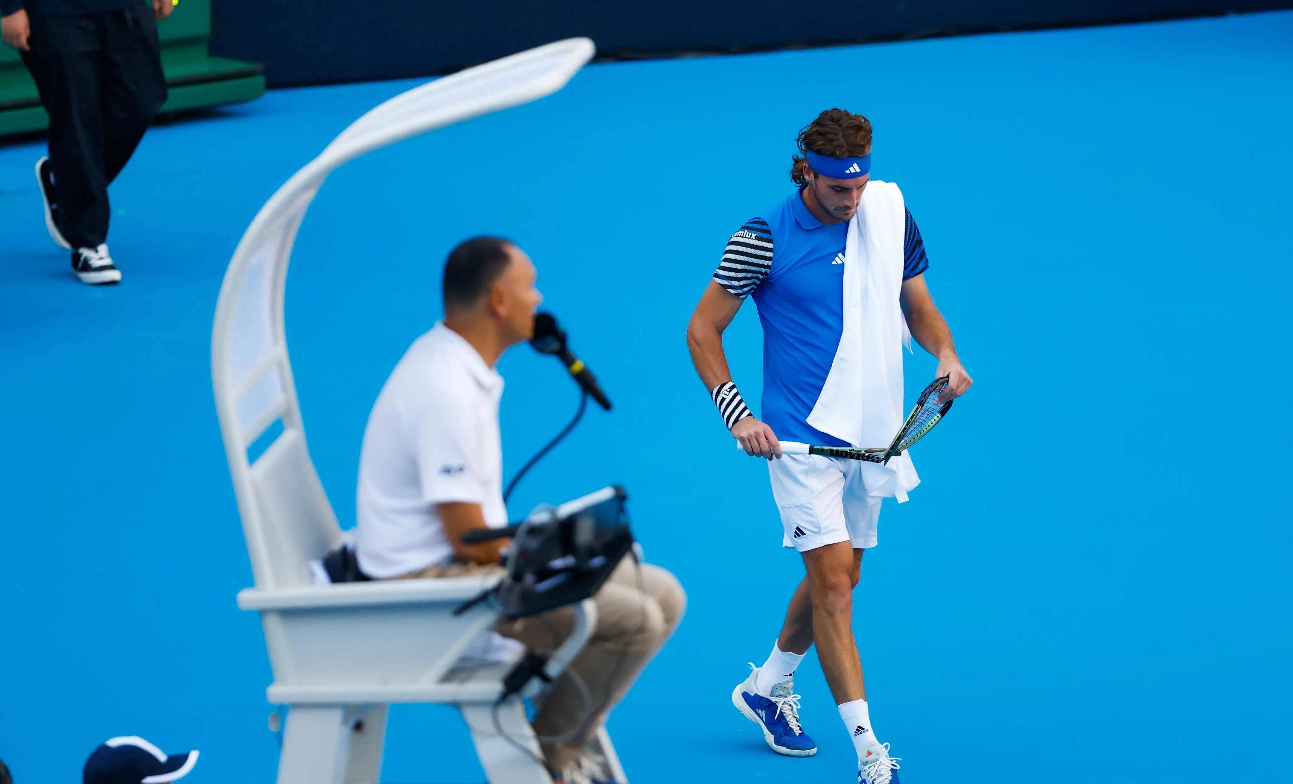 关于西班牙网球队碾压英国网球队，西西帕斯制霸全场的信息